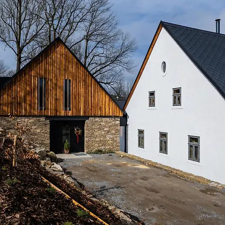 Villa 11 - Venkovsky Dum Blatiny